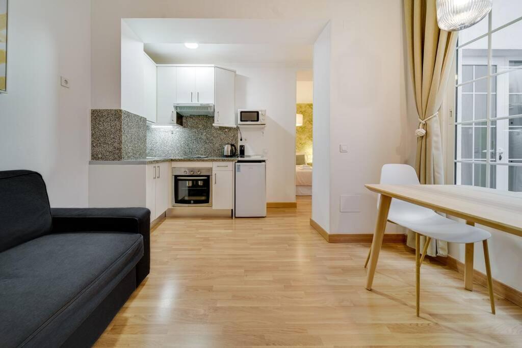 Encantador Con Patio Apartamento Málaga